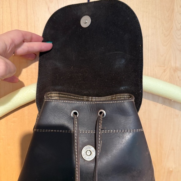 Elegant Dark Brown Leather Backpack - Picture 11 of 16